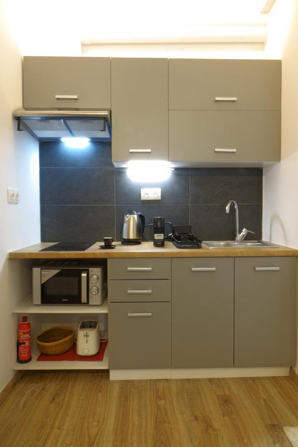 You & Me Cozy Apartments By Zain アテネ エクステリア 写真