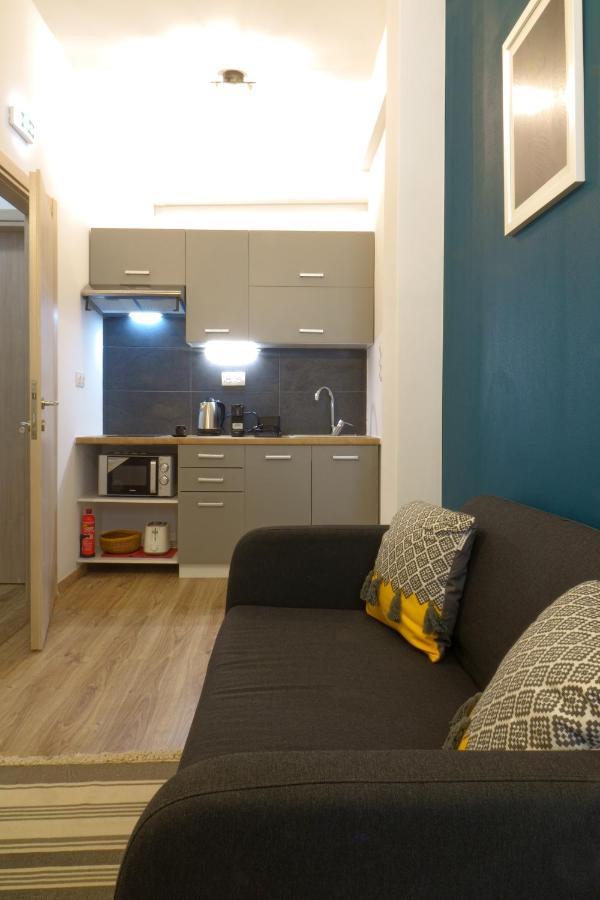 You & Me Cozy Apartments By Zain アテネ エクステリア 写真